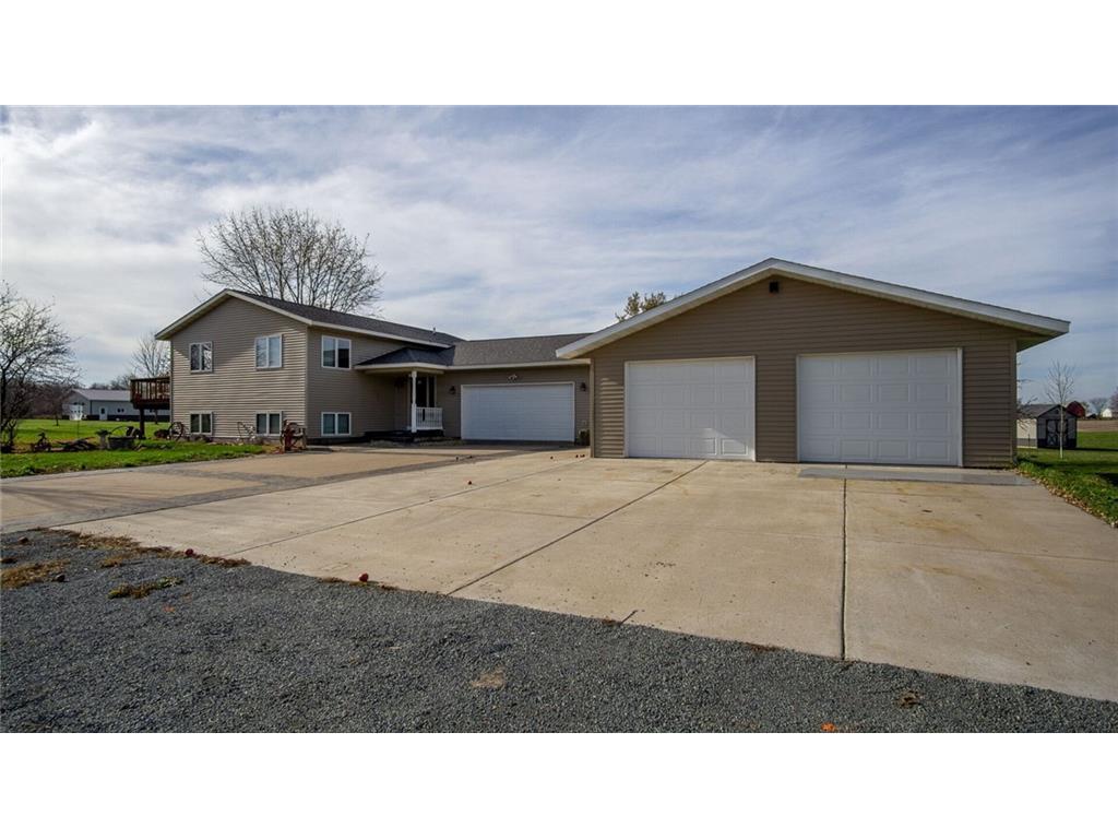 8938 253rd Street Cadott WI 54727 1578405 image1