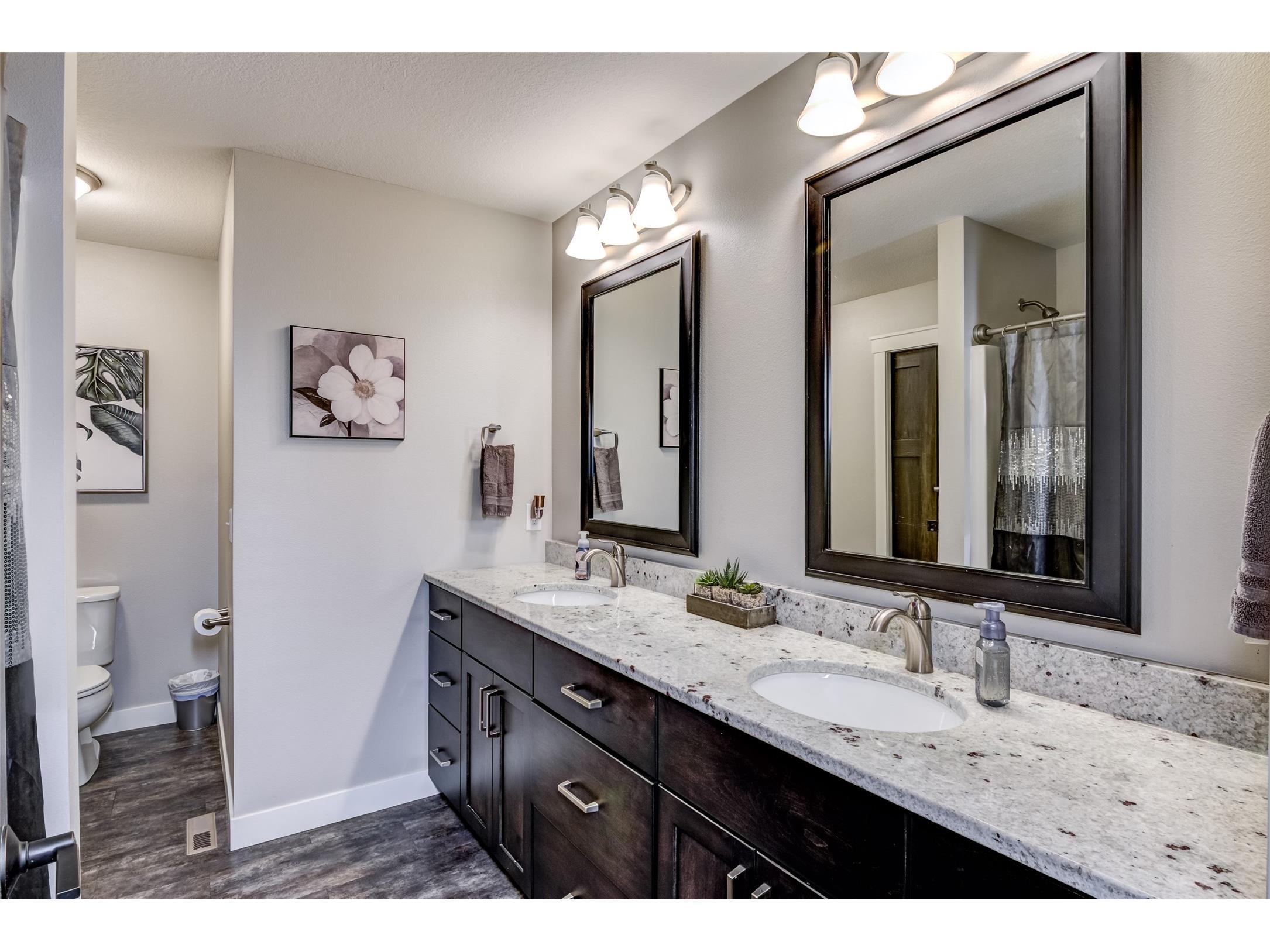 896 Glacier Drive Altoona WI 54720 1601095 image16