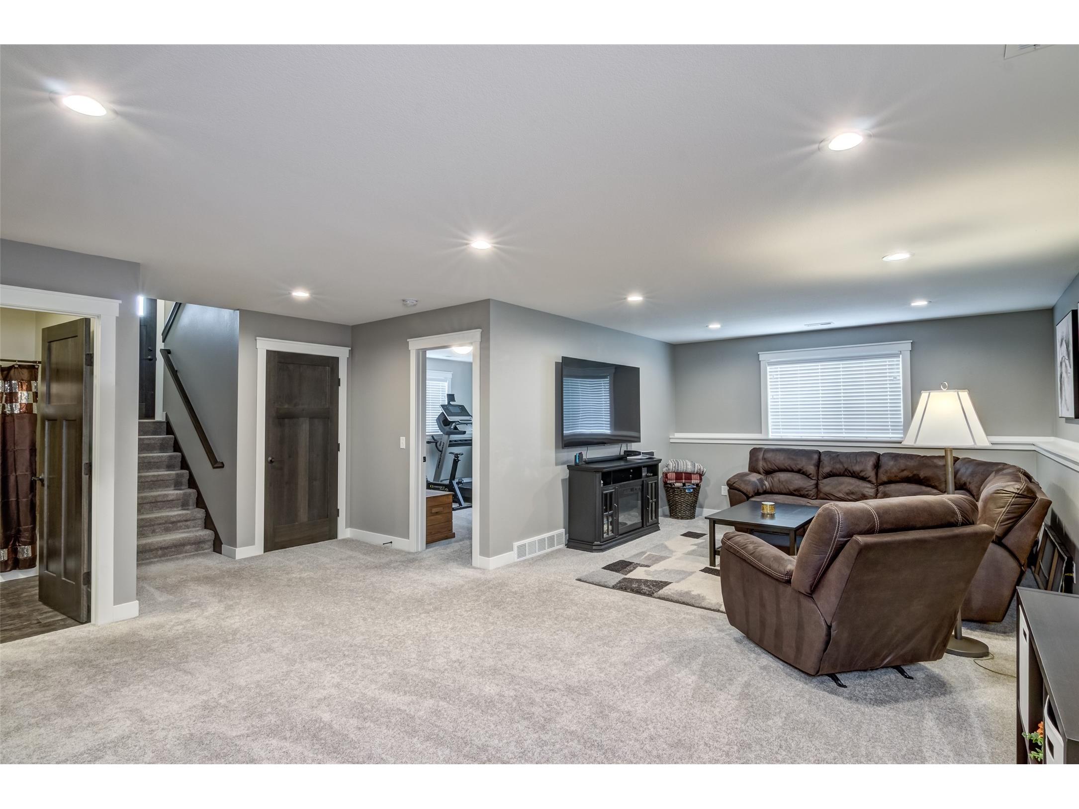896 Glacier Drive Altoona WI 54720 1601095 image28