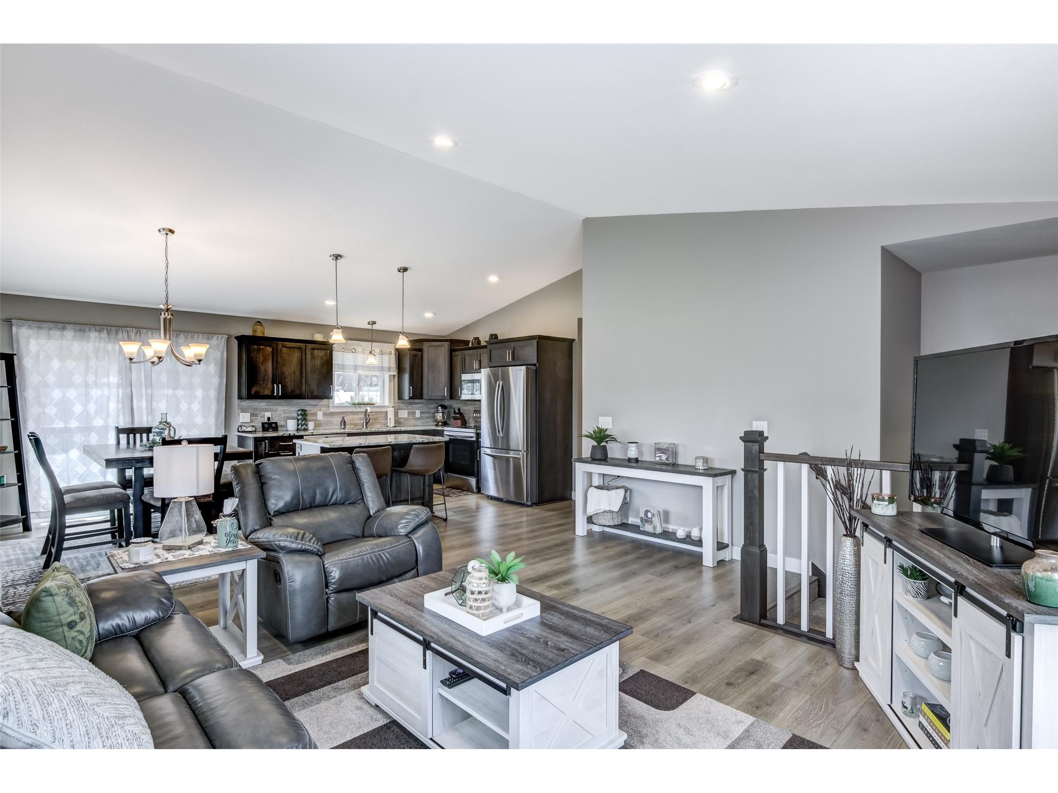 896 Glacier Drive Altoona WI 54720 1601095 image4