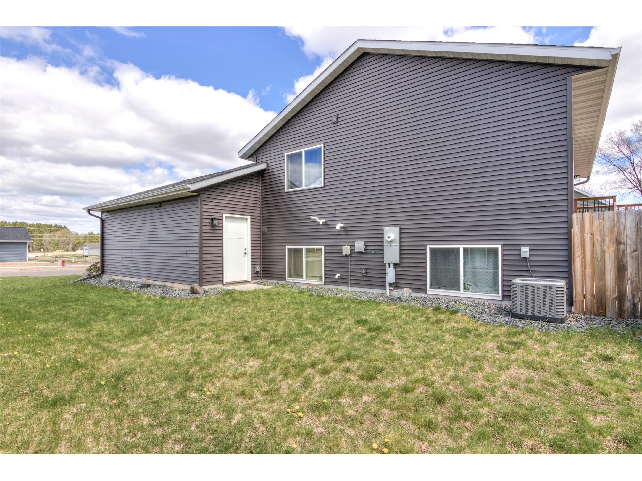 896 Glacier Drive Altoona WI 54720 1601095 image43