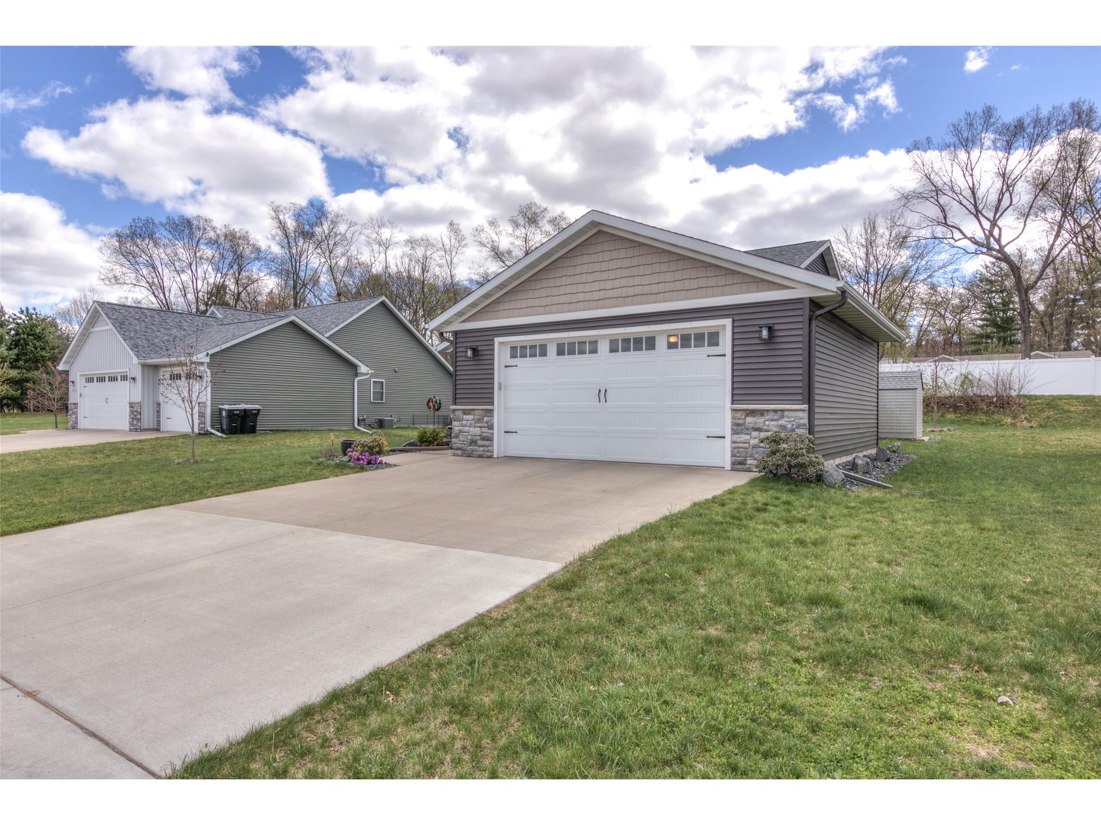 896 Glacier Drive Altoona WI 54720 1601095 image45