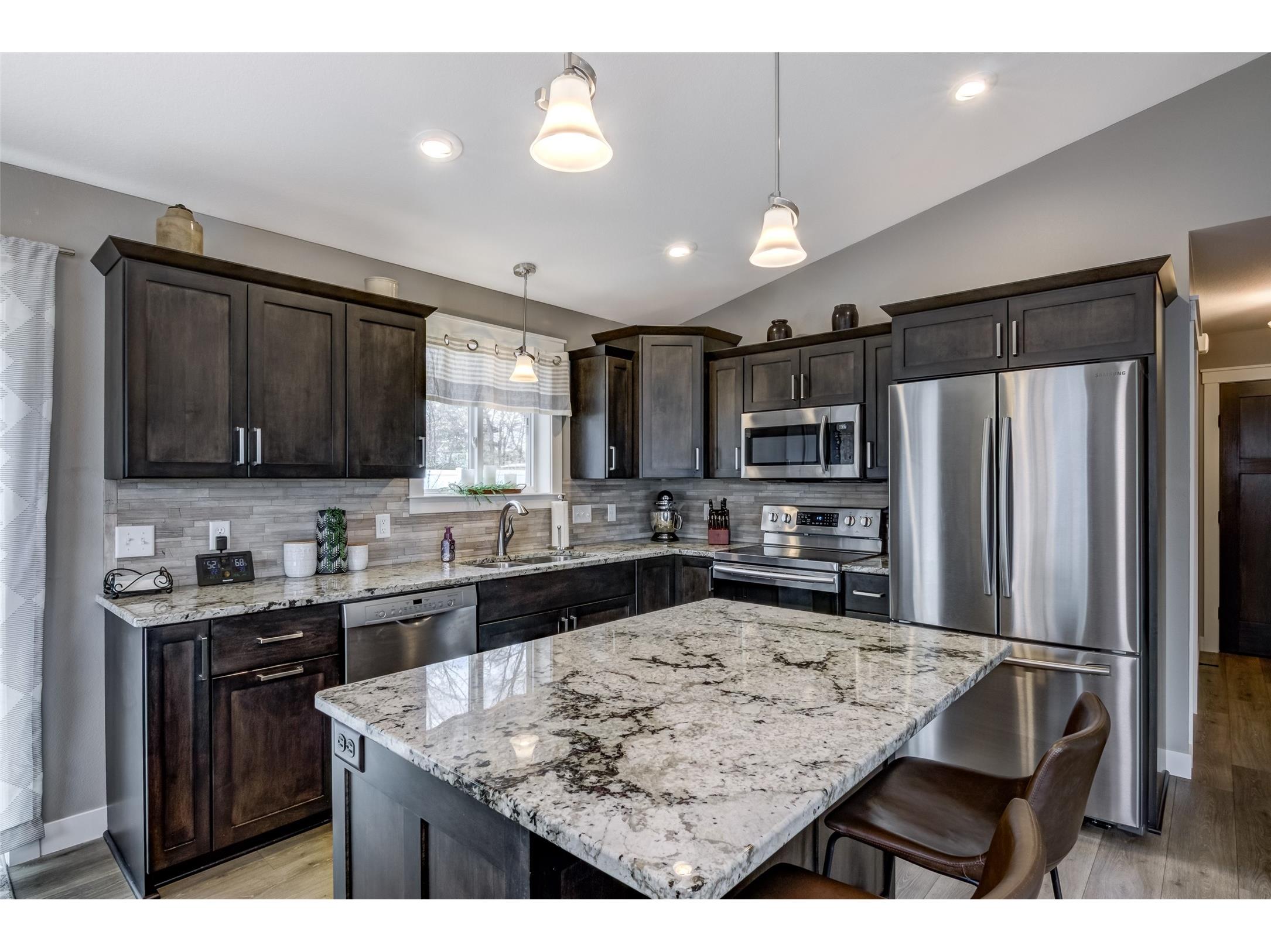 896 Glacier Drive Altoona WI 54720 1601095 image5