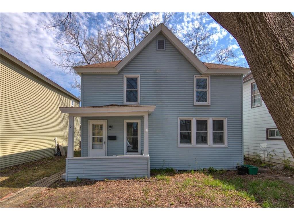 9 S Grove Street Chippewa Falls WI 54729 1574861 image1