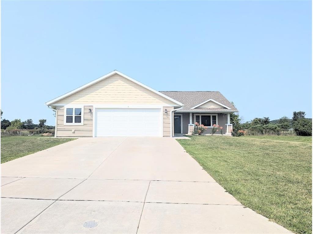 902 Bluff View Circle Chippewa Falls WI 54729 1575621 image1