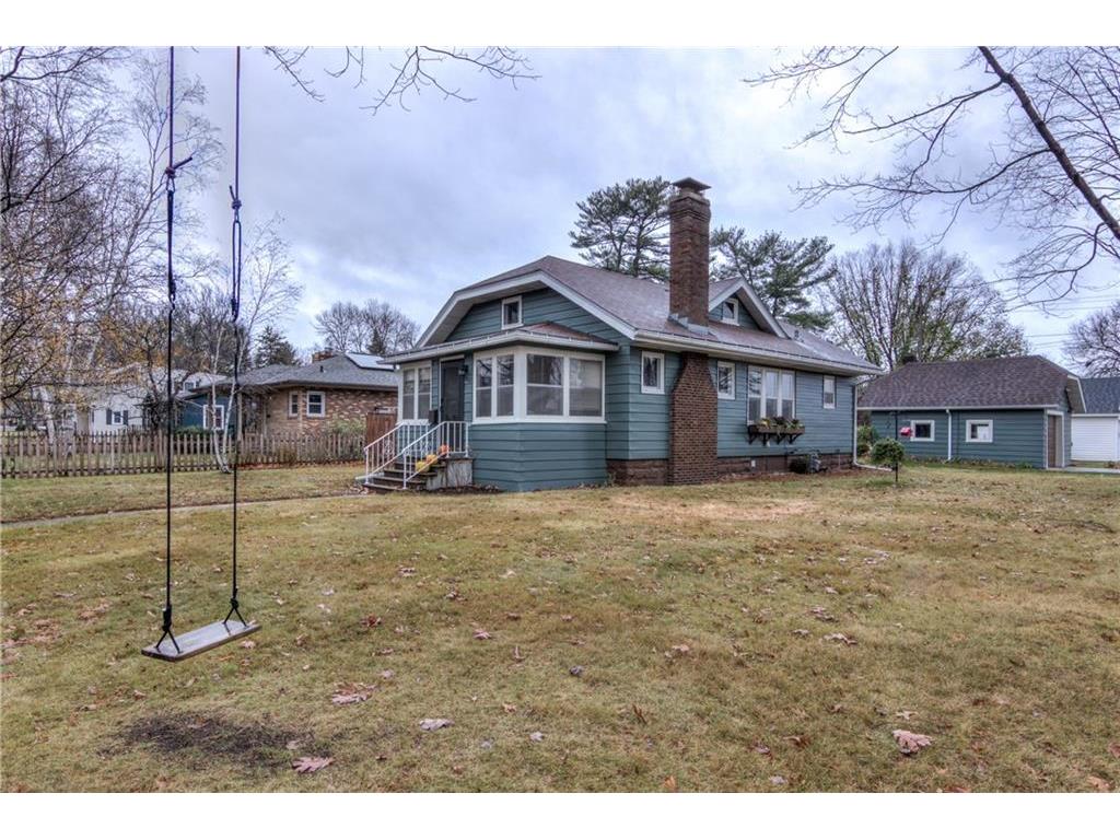902 Stout Street Menomonie WI 54751 1587153 image1