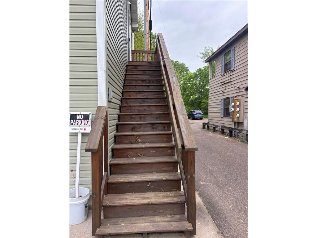902 Water Street #1-3 Eau Claire WI 54703 1595769 image15