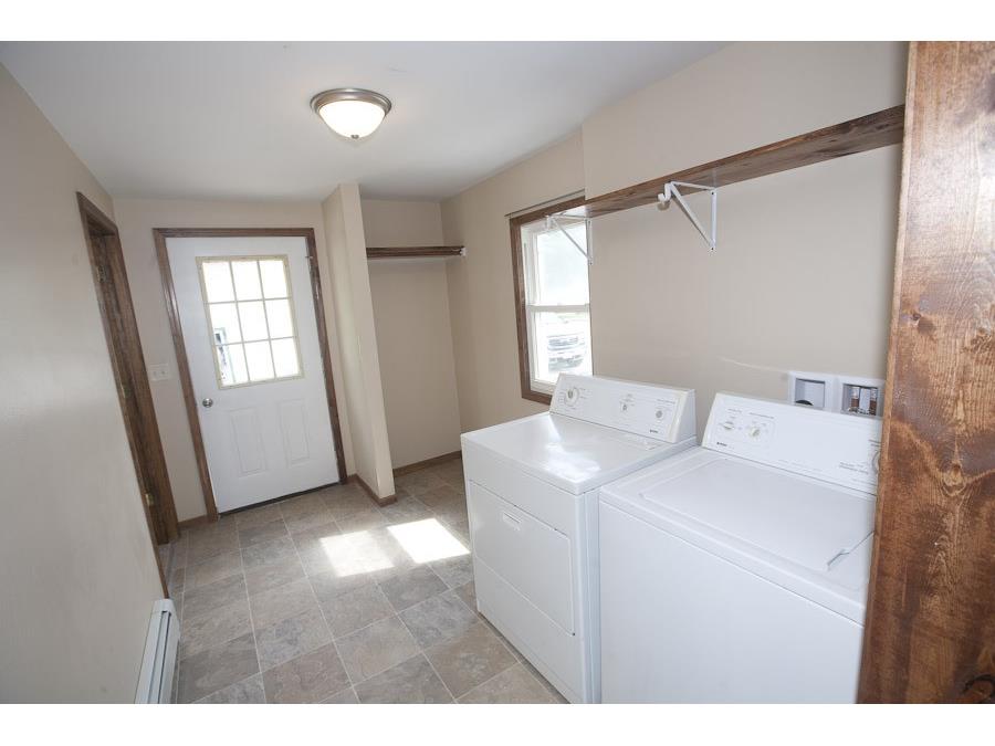 902 Water Street #1-3 Eau Claire WI 54703 1595769 image9