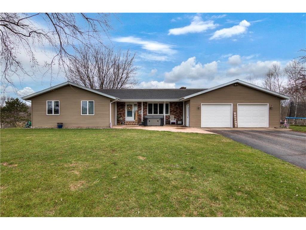 903 Bruno Avenue, Ladysmith, WI, 54848 MLS 1552438 Edina Realty