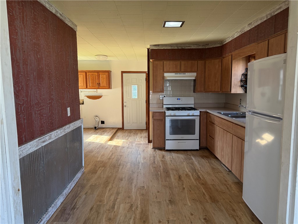 904 Railroad Avenue Boyceville WI 54725 1594602 image7