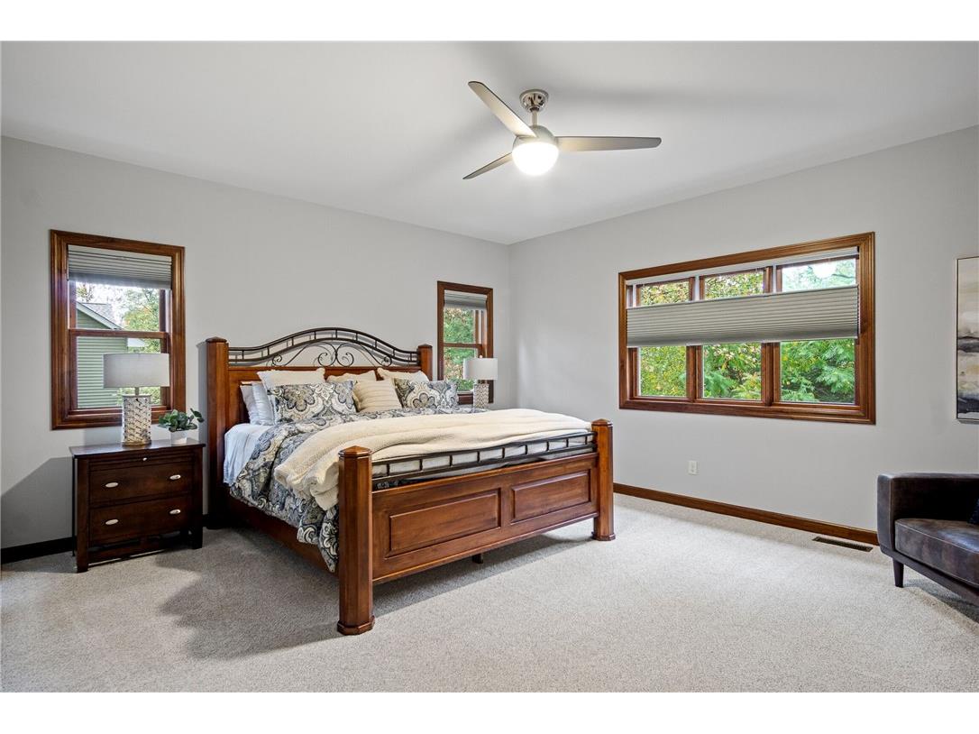 904 Timber View Drive Altoona WI 54720 1596418 image24