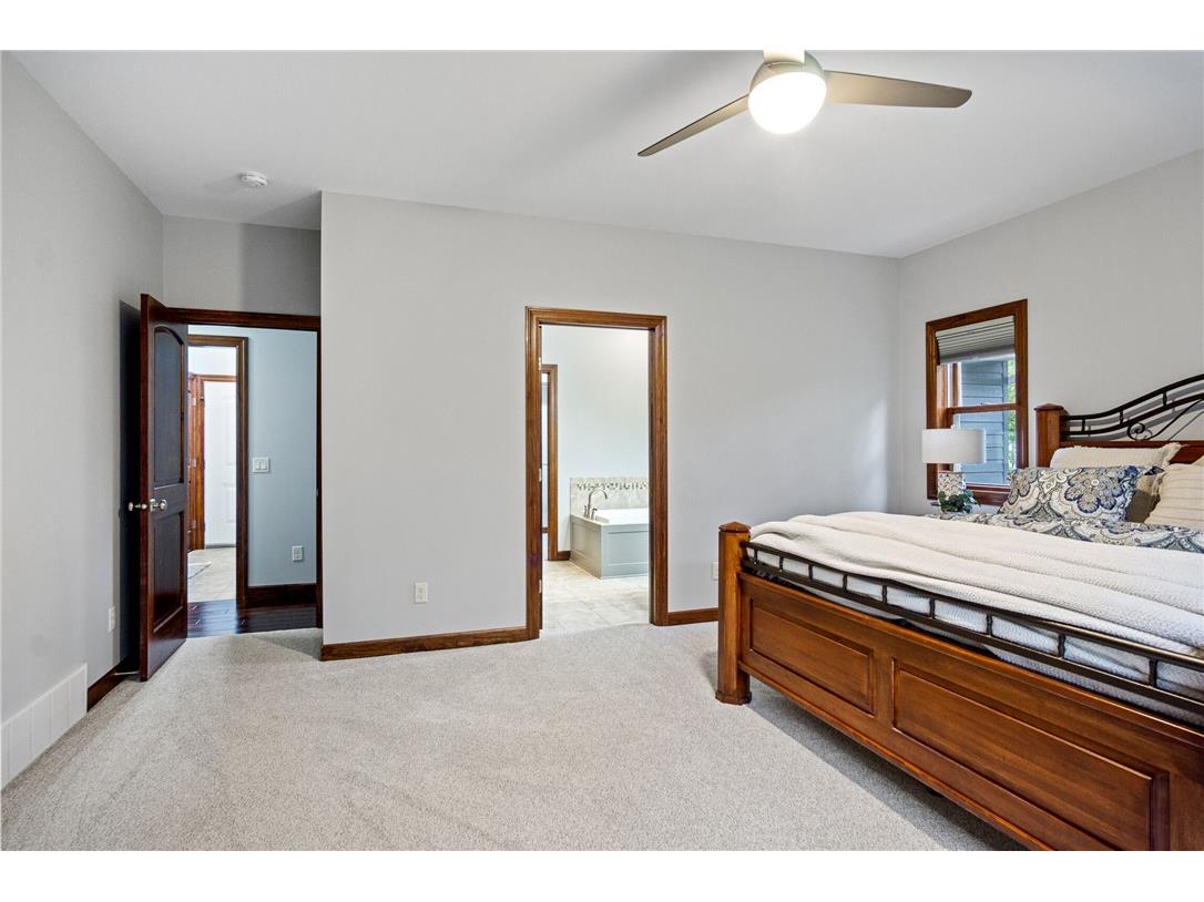 904 Timber View Drive Altoona WI 54720 1596418 image26