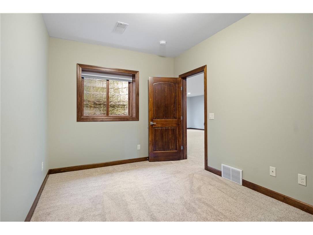 904 Timber View Drive Altoona WI 54720 1596418 image36