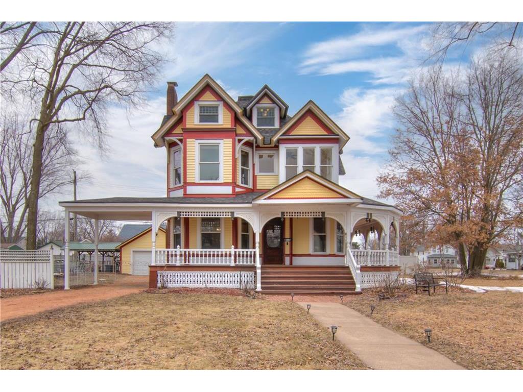904 W Willow Street Chippewa Falls WI 54729 1572018 image1