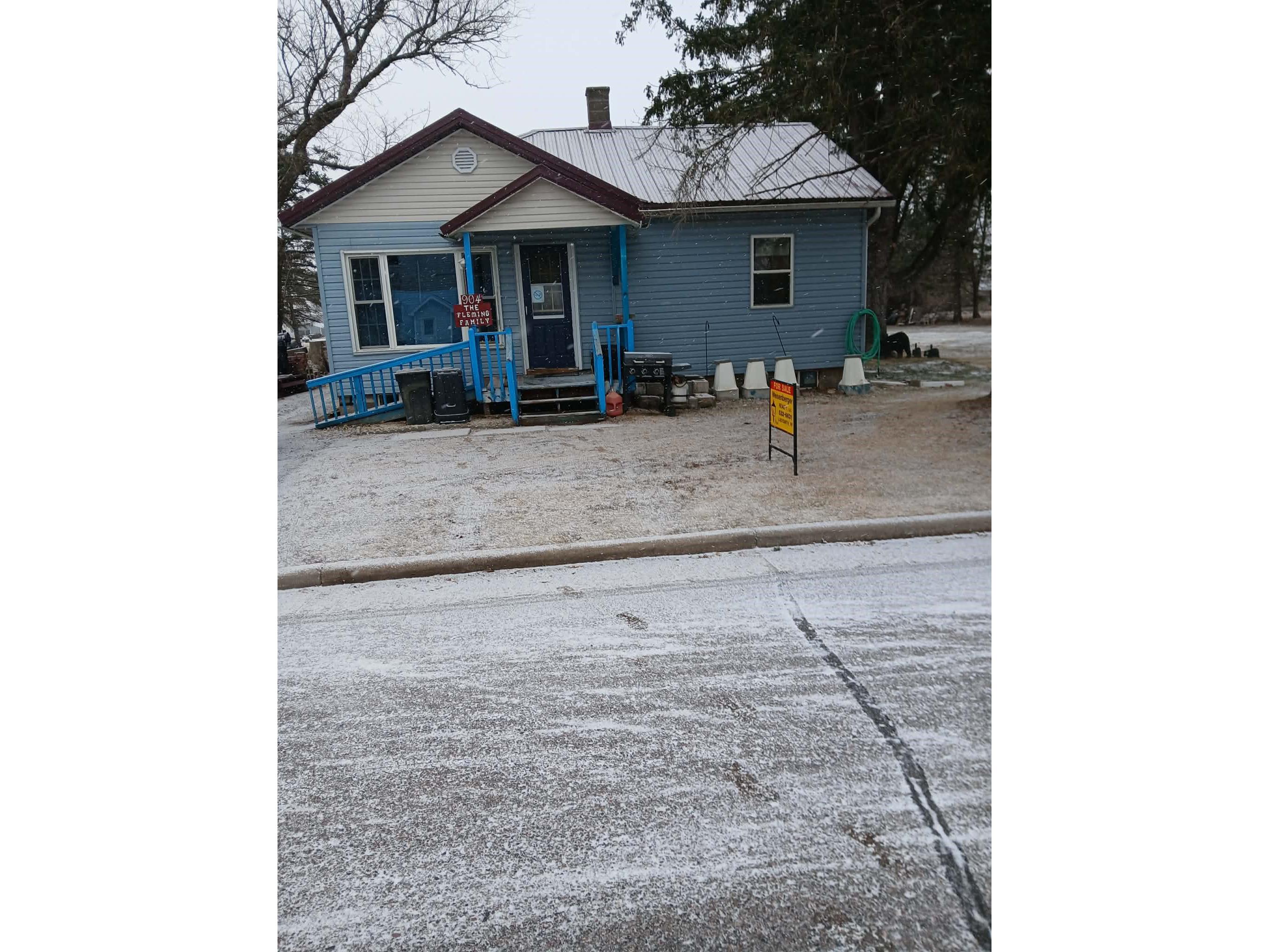 904 Washington Street Hawkins WI 54530 1597933 image1