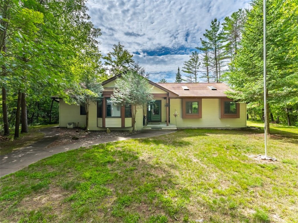 9049 Sunshine Drive Tomahawk WI 54616 - Oscar Jenny Lake 1594838 image1