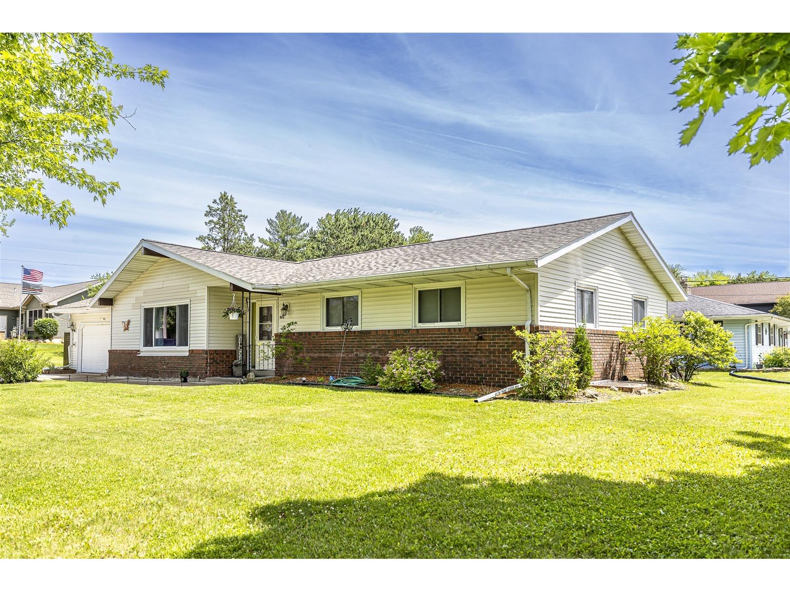 905 Forrest Street Black River Falls WI 54615 1602279 image2