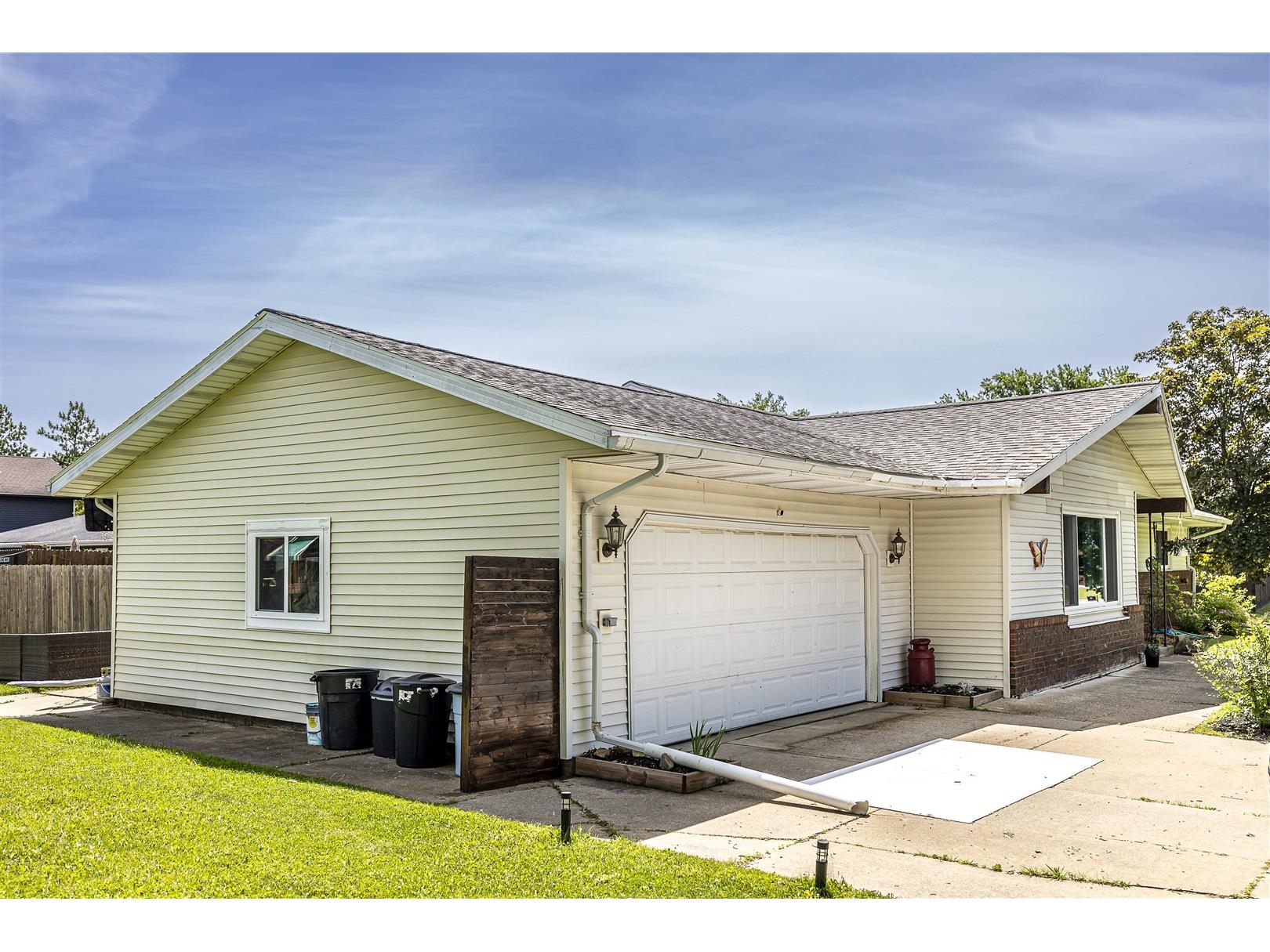 905 Forrest Street Black River Falls WI 54615 1602279 image3