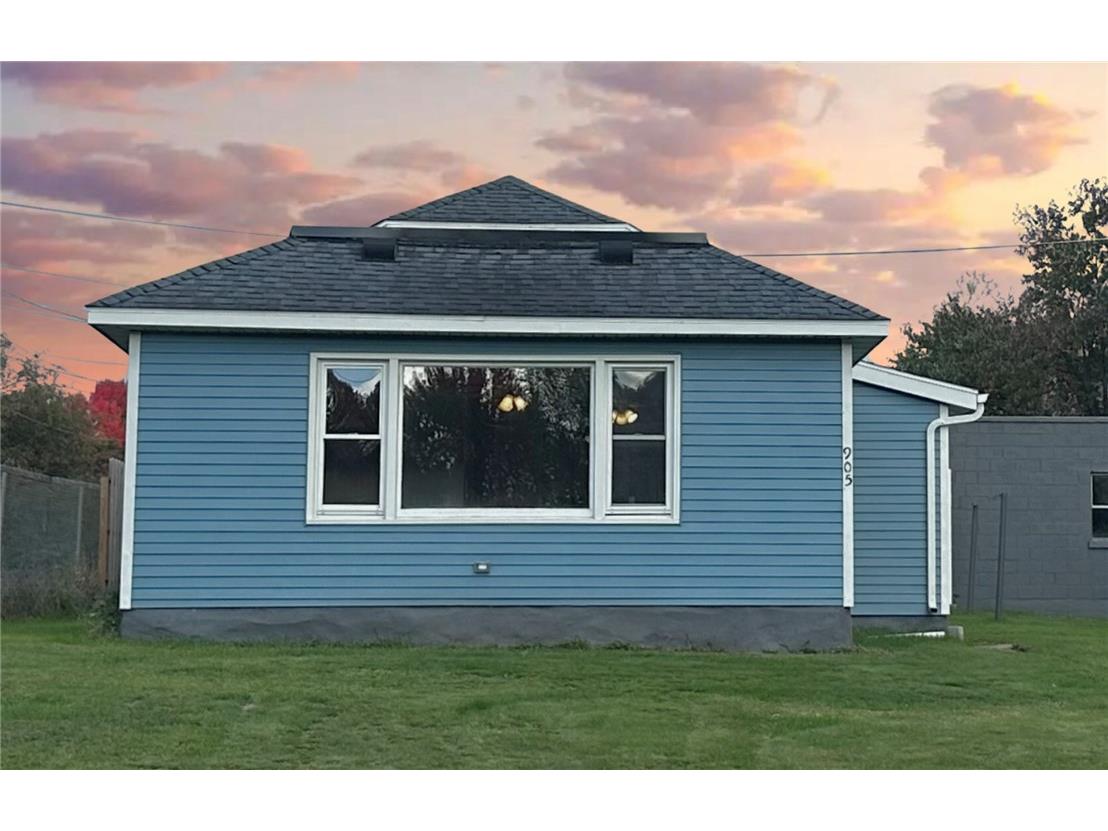 905 Jefferson Avenue Chippewa Falls WI 54729 1576998 image1