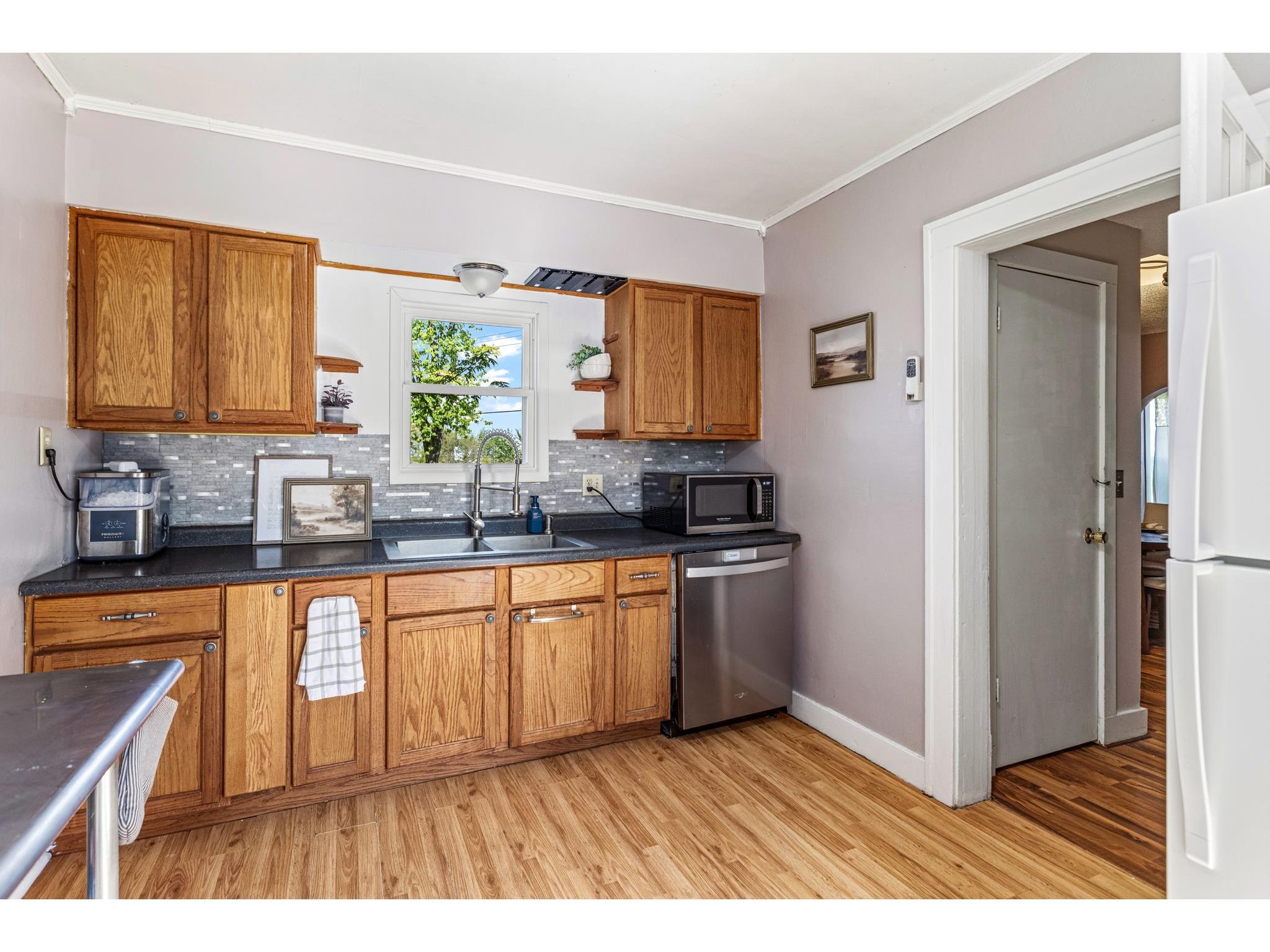 906 Cameron Street Eau Claire WI 54703 1600887 image13