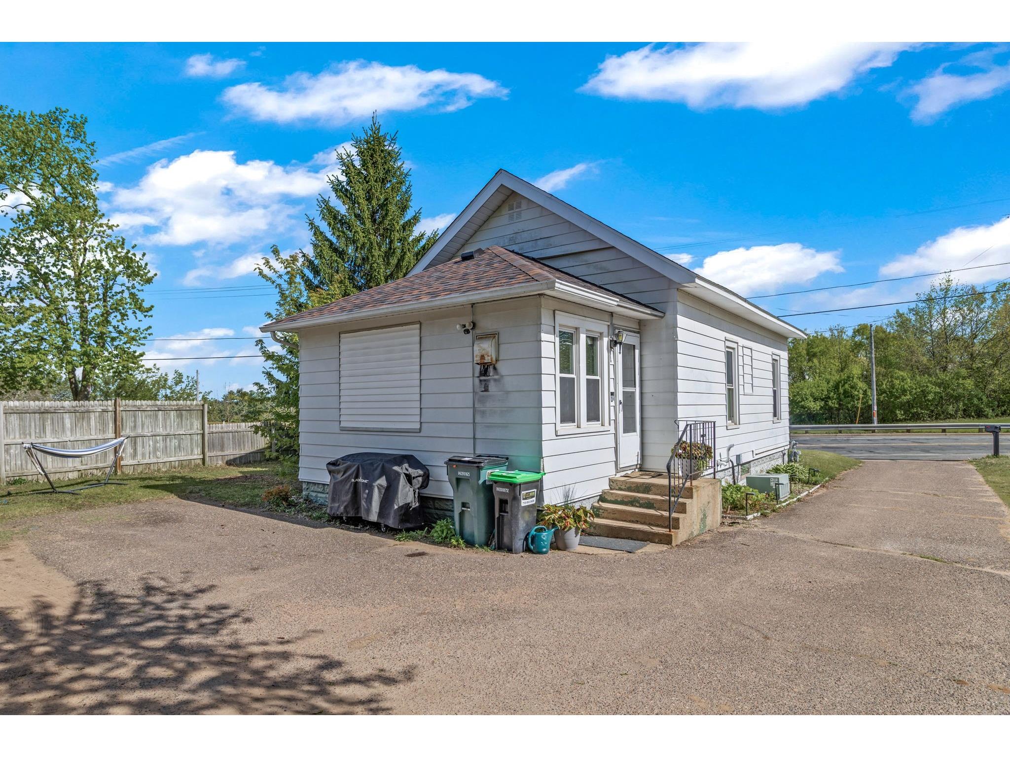 906 Cameron Street Eau Claire WI 54703 1600887 image26