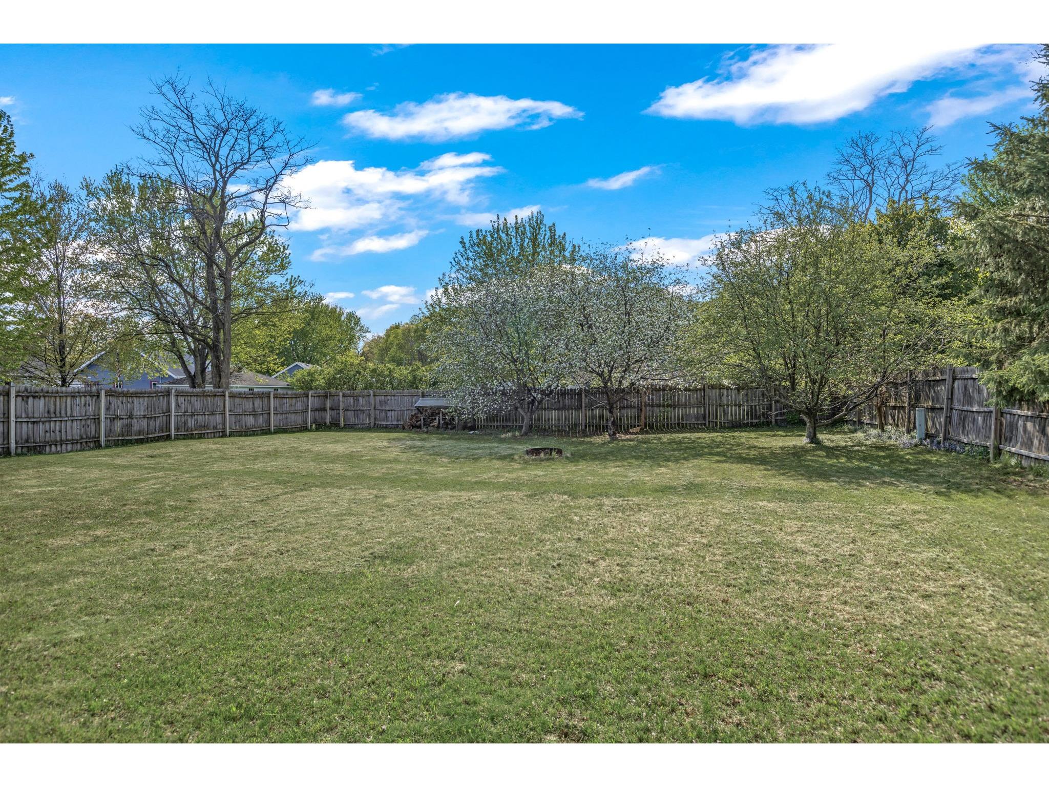 906 Cameron Street Eau Claire WI 54703 1600887 image32