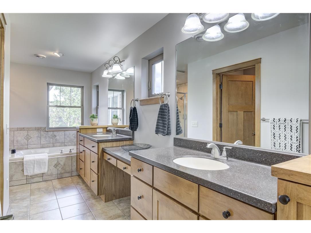 907 Sandalwood Drive Altoona WI 54720 1595136 image25