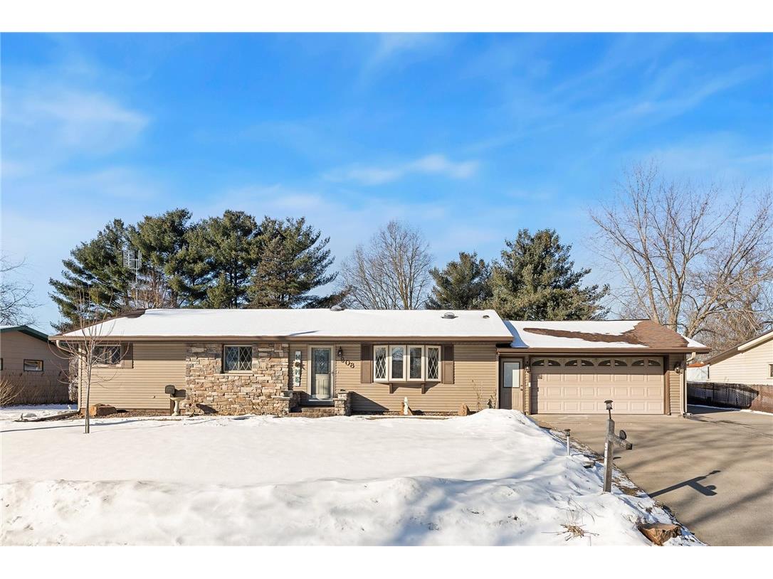 908 Forrest Street Black River Falls WI 54615 1598222 image1