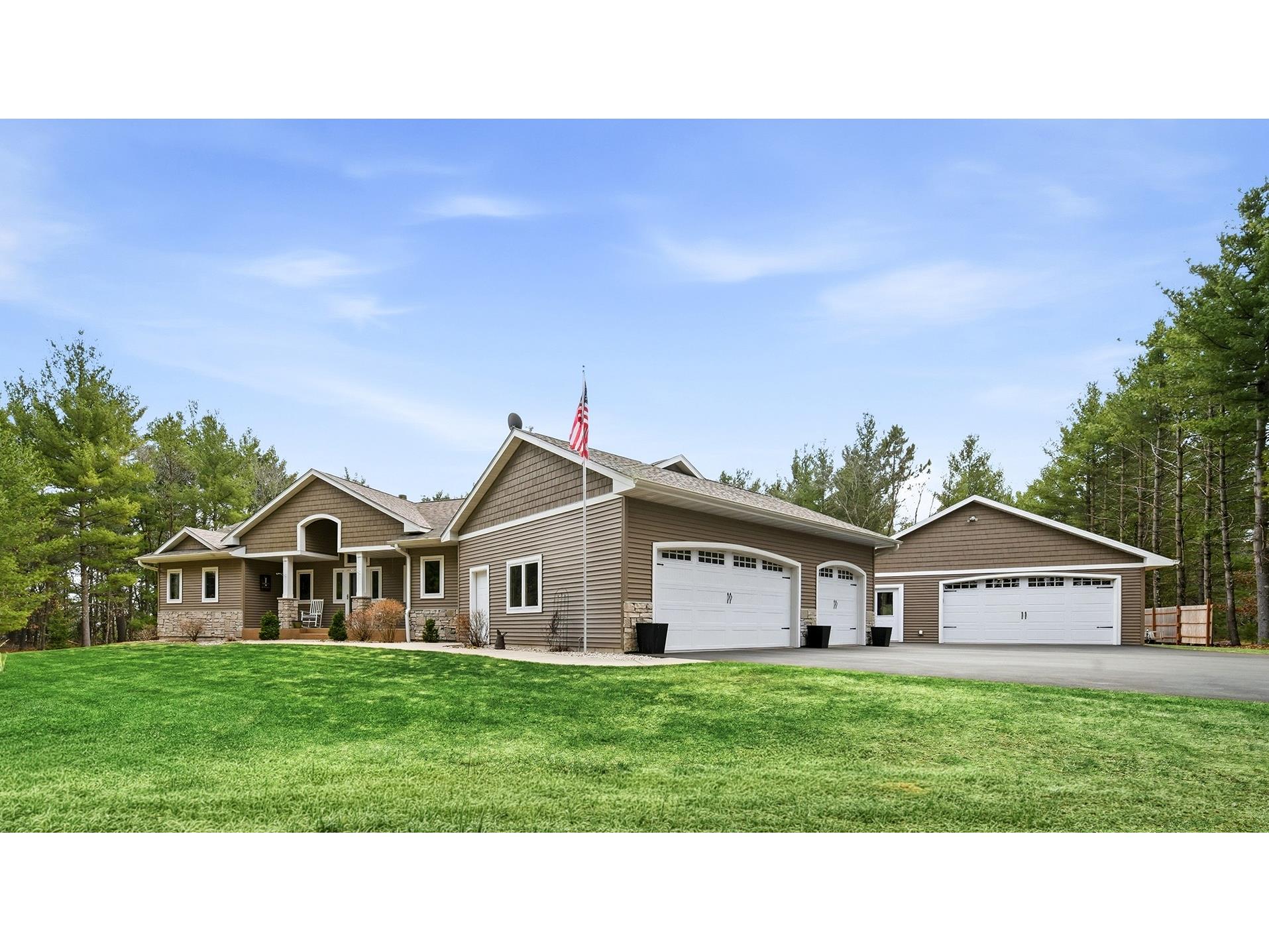 909 Thistle Lane Eau Claire WI 54703 1599640 image1