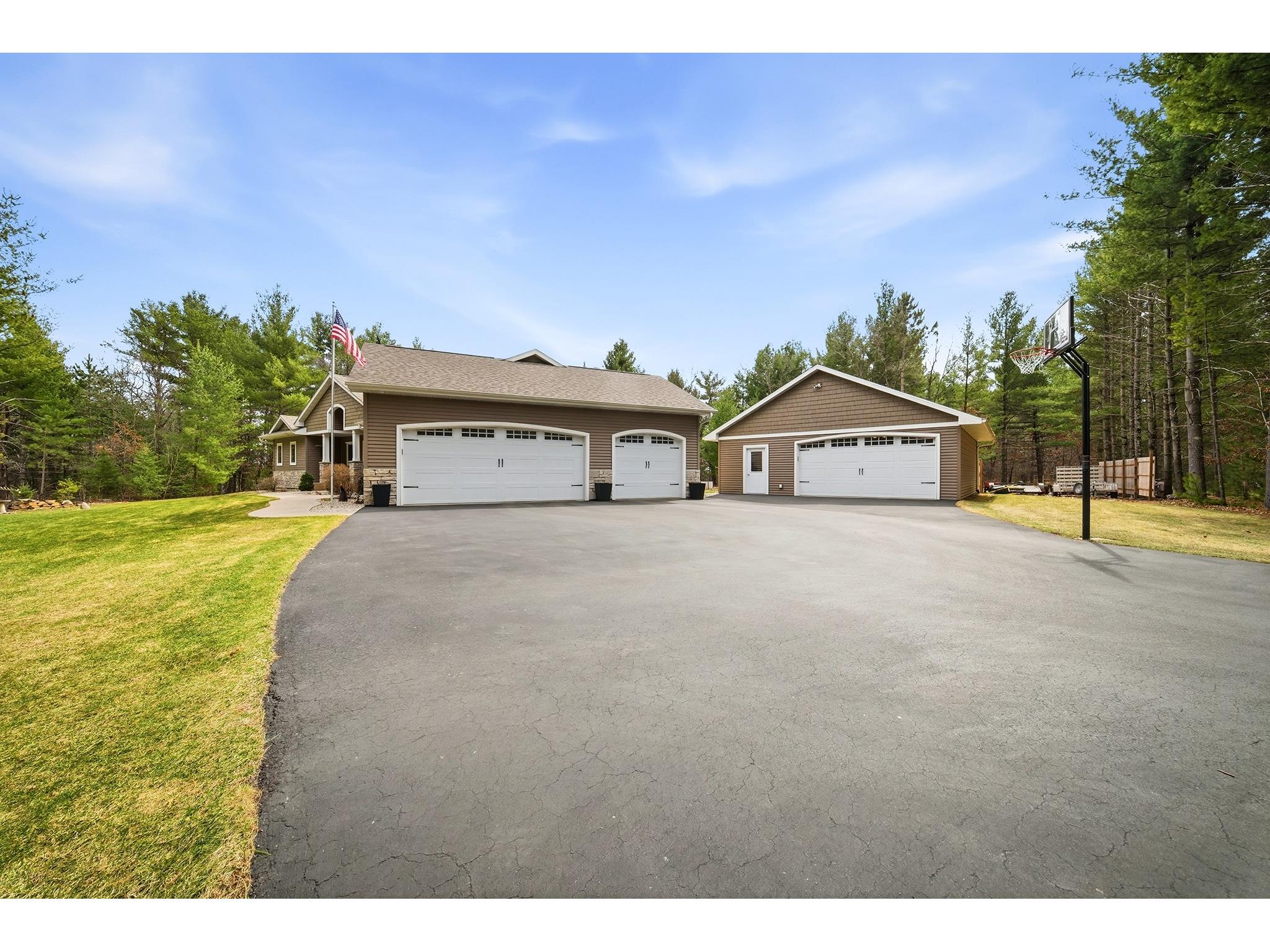 909 Thistle Lane Eau Claire WI 54703 1599640 image52