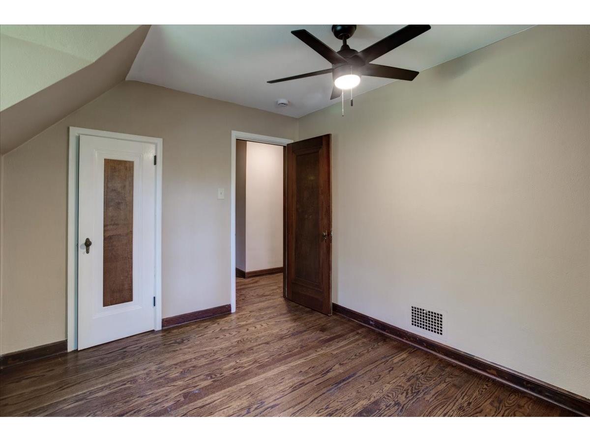 910 Oakwood Boulevard Menomonie WI 54751 1602885 image32