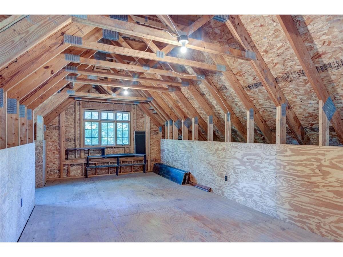 910 Oakwood Boulevard Menomonie WI 54751 1602885 image46