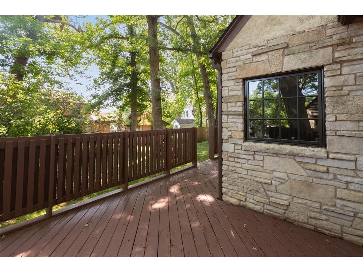 910 Oakwood Boulevard Menomonie WI 54751 1602885 image50