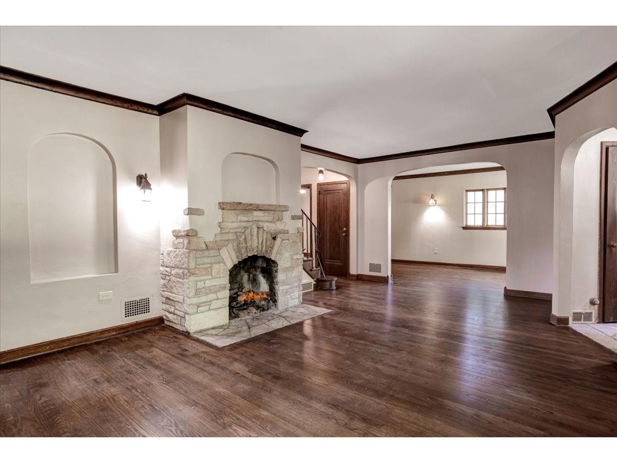 910 Oakwood Boulevard Menomonie WI 54751 1602885 image8