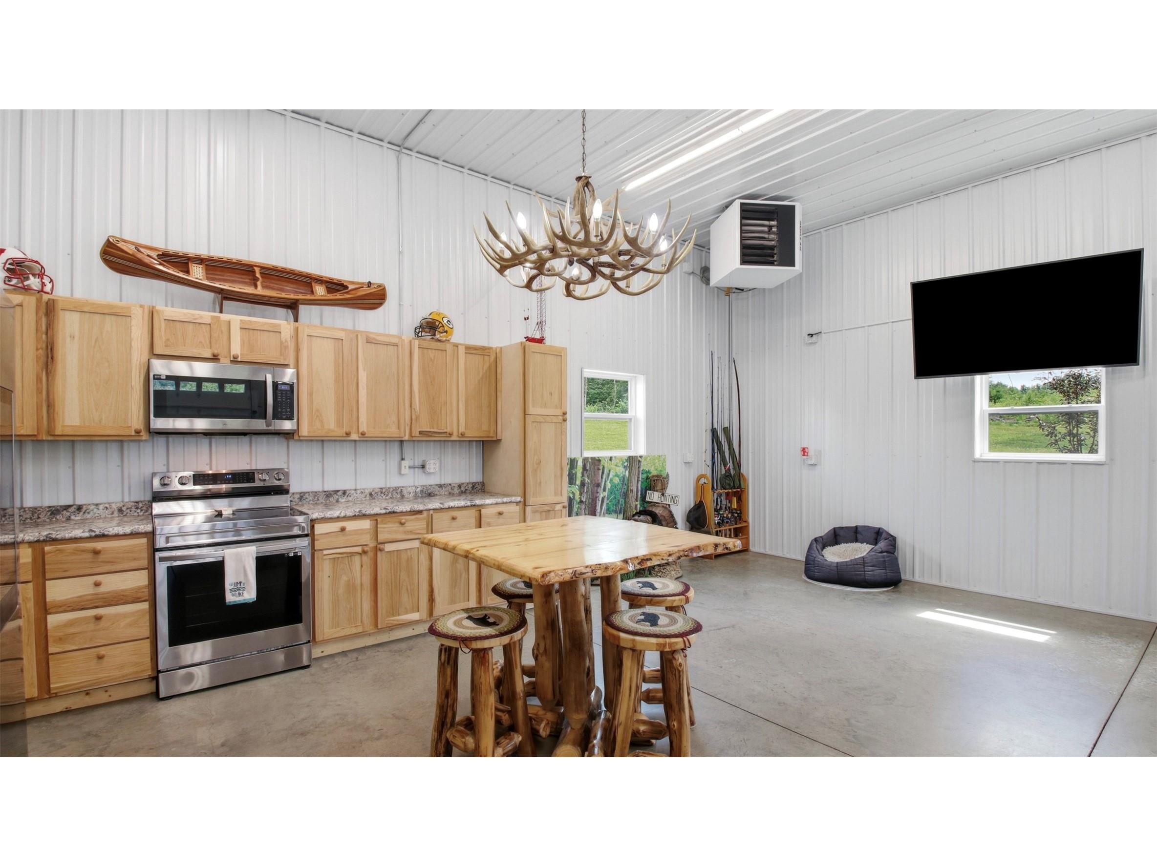 9105W Irvine Drive Ojibwa WI 54862 - Bear Foot 1602736 image5