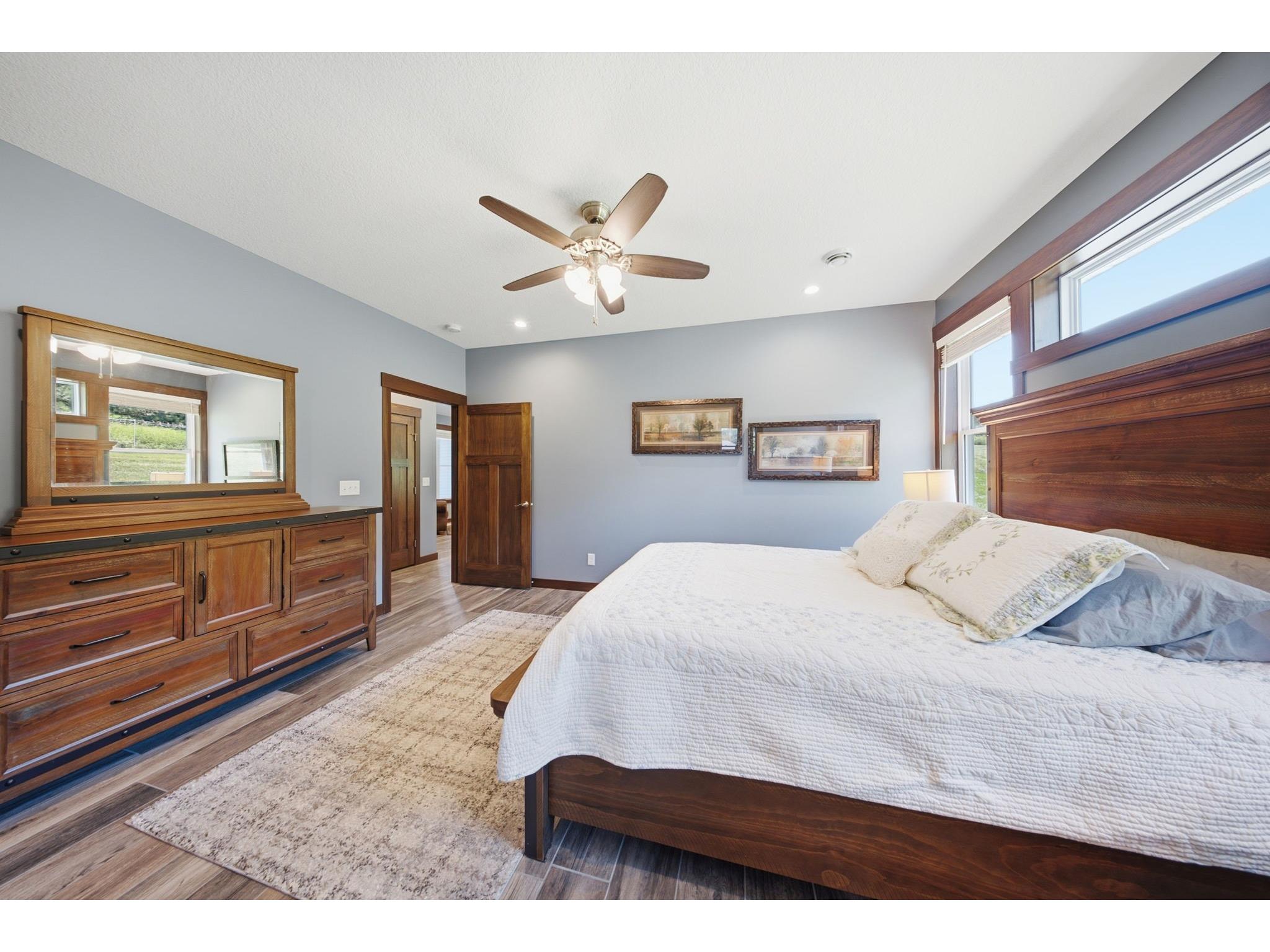 911 67th Avenue Hudson WI 54016 1603301 image15