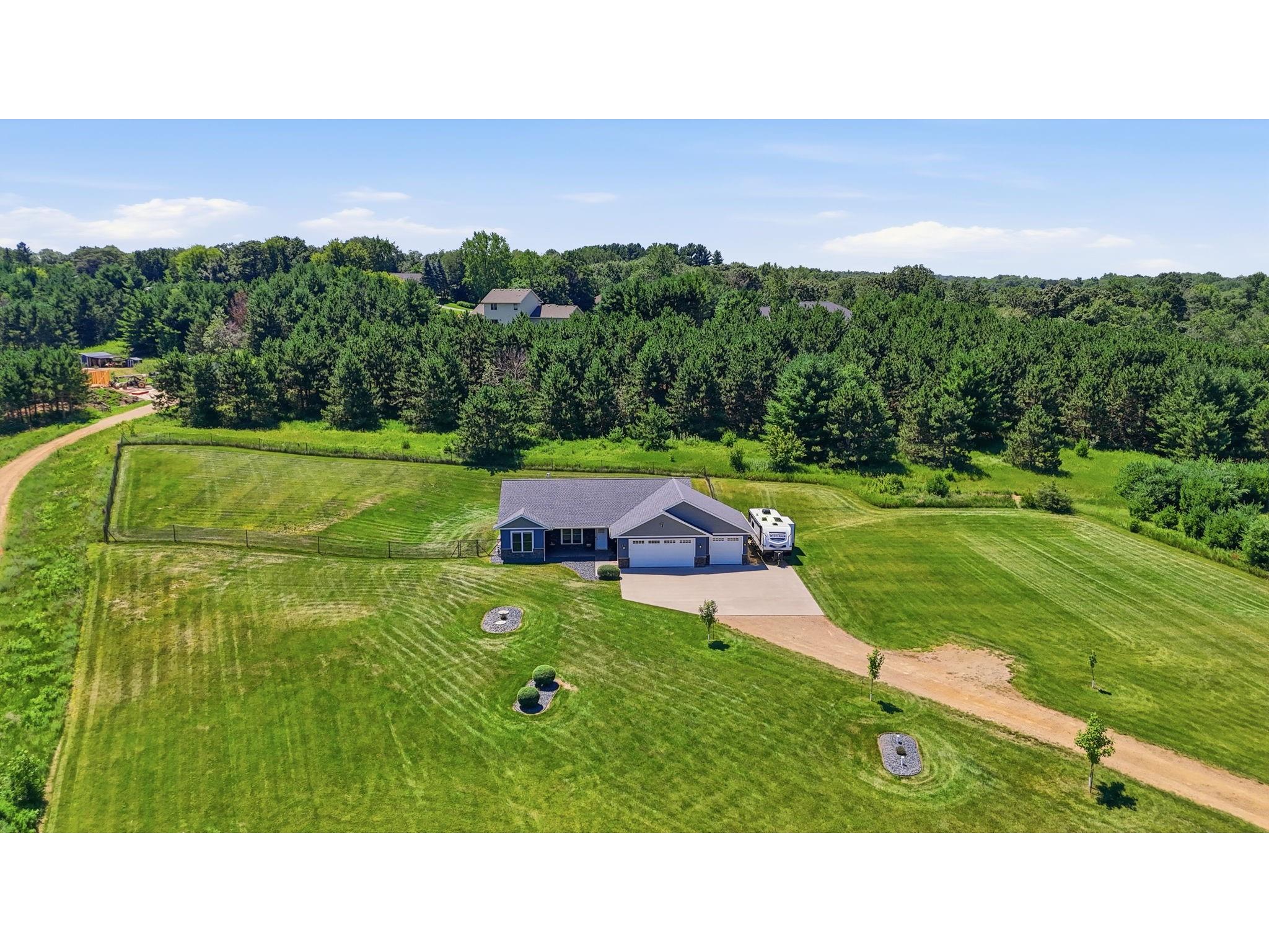 911 67th Avenue Hudson WI 54016 1603301 image24