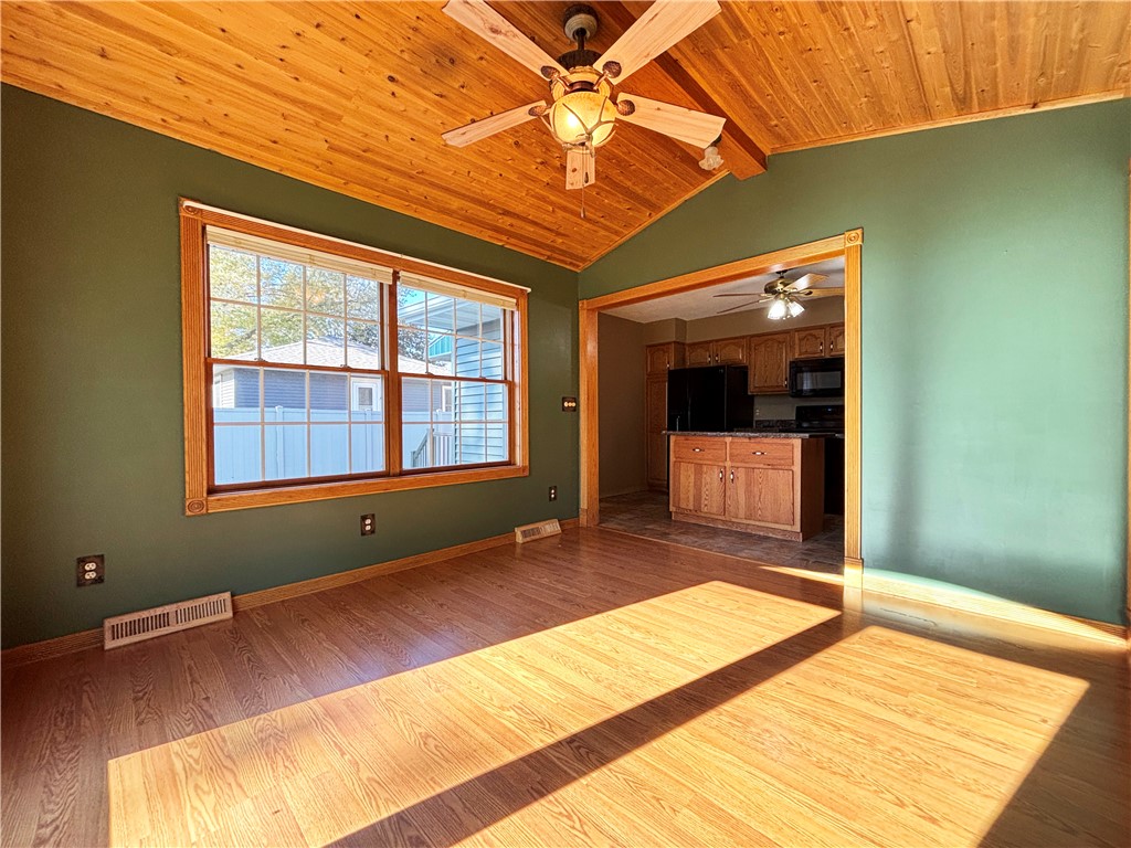 912 Lee Street Rice Lake WI 54868 1596758 image6