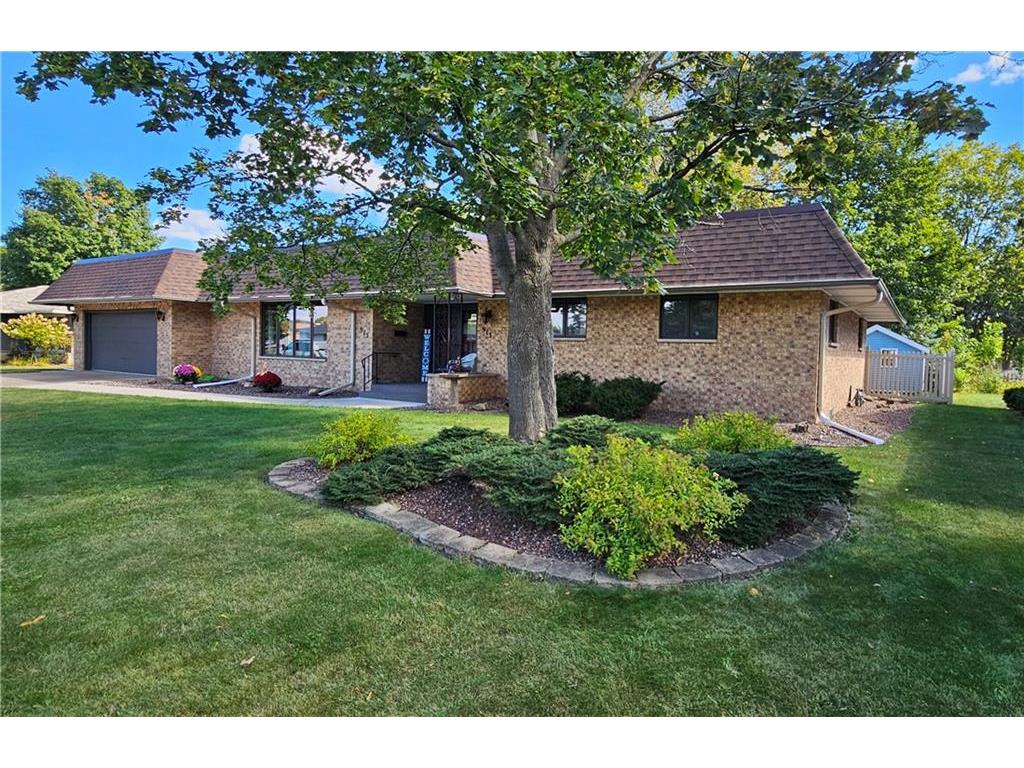 913 Bradley Avenue Eau Claire WI 54701 1586114 image1