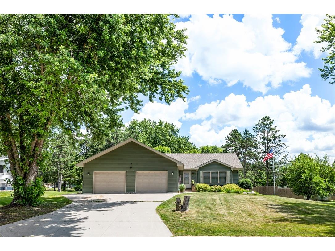 913 Forrest Street Black River Falls WI 54615 1593496 image1