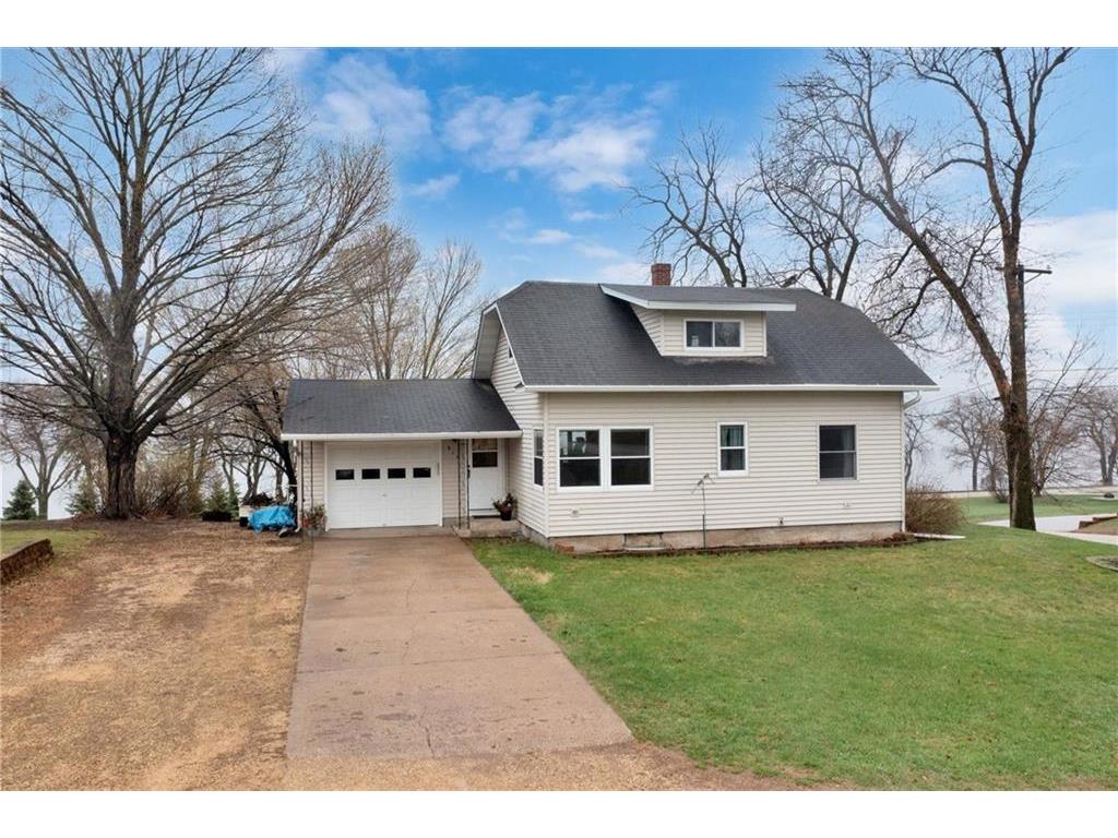 915 2nd Street Pepin WI 54759 - Lake Pepin 1572436 image1