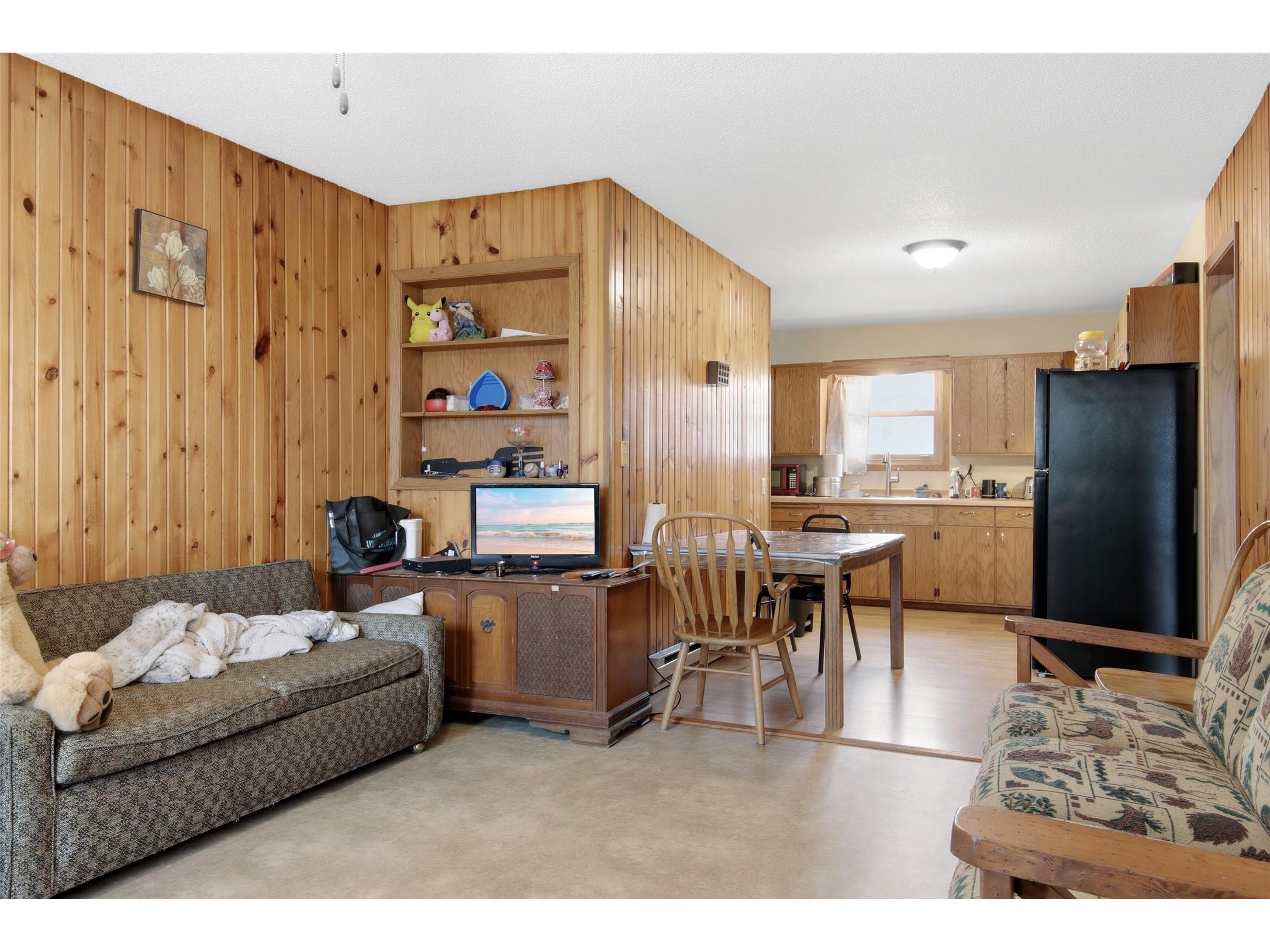 916-918 Michigan Street #1 & 2 Spooner WI 54801 1602379 image21
