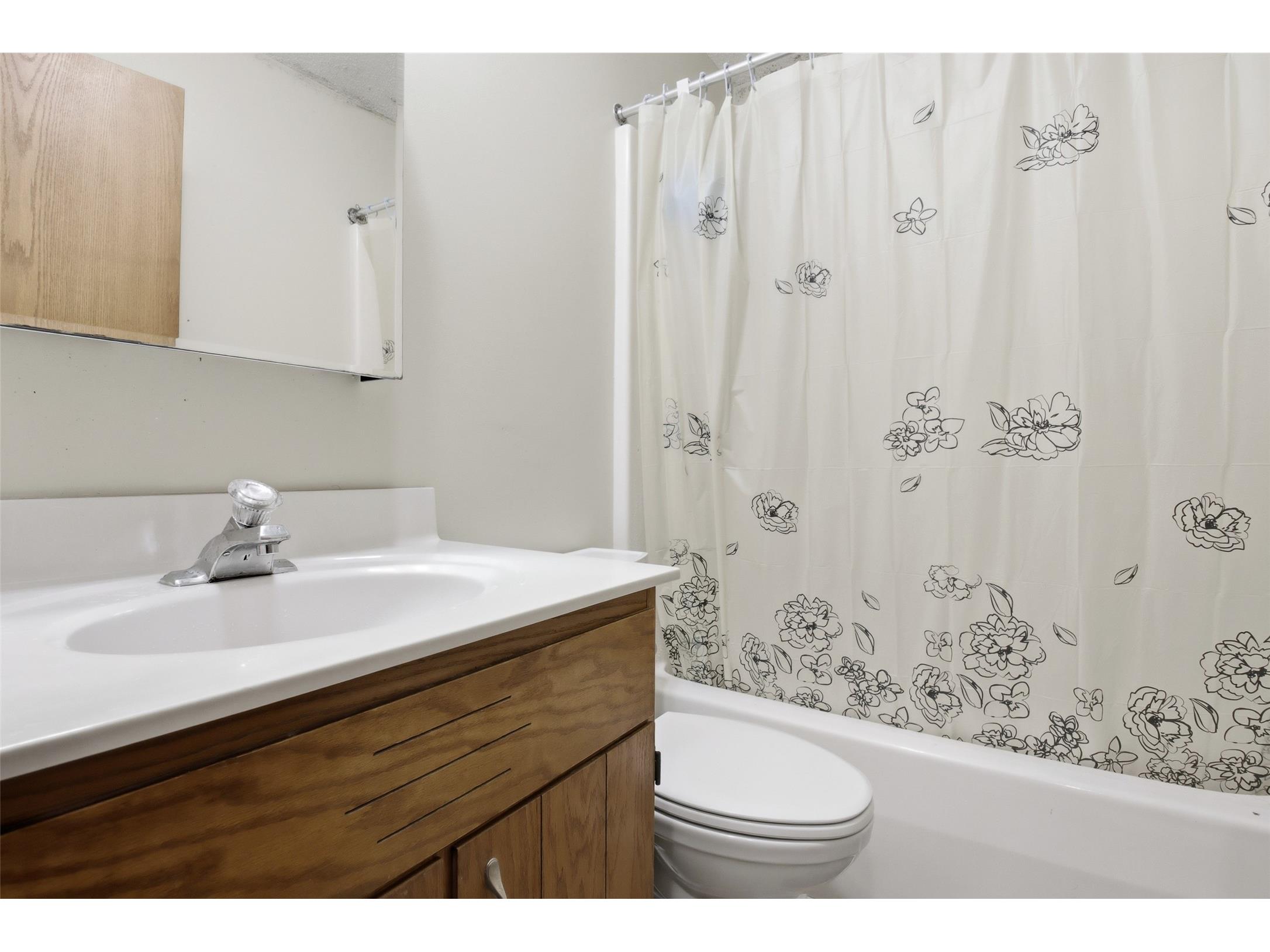 916-918 Michigan Street #1 & 2 Spooner WI 54801 1602379 image28
