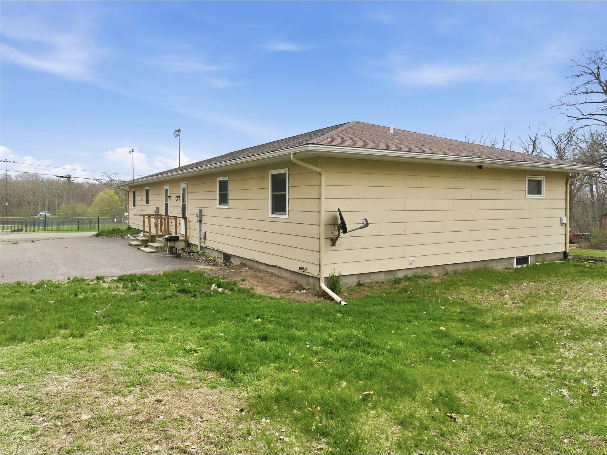 916-918 Michigan Street #1 & 2 Spooner WI 54801 1602379 image3