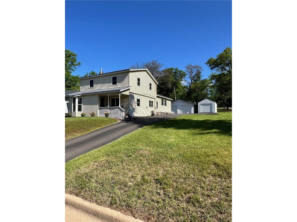 918 Superior Street Spooner WI 54801 1582539 image1