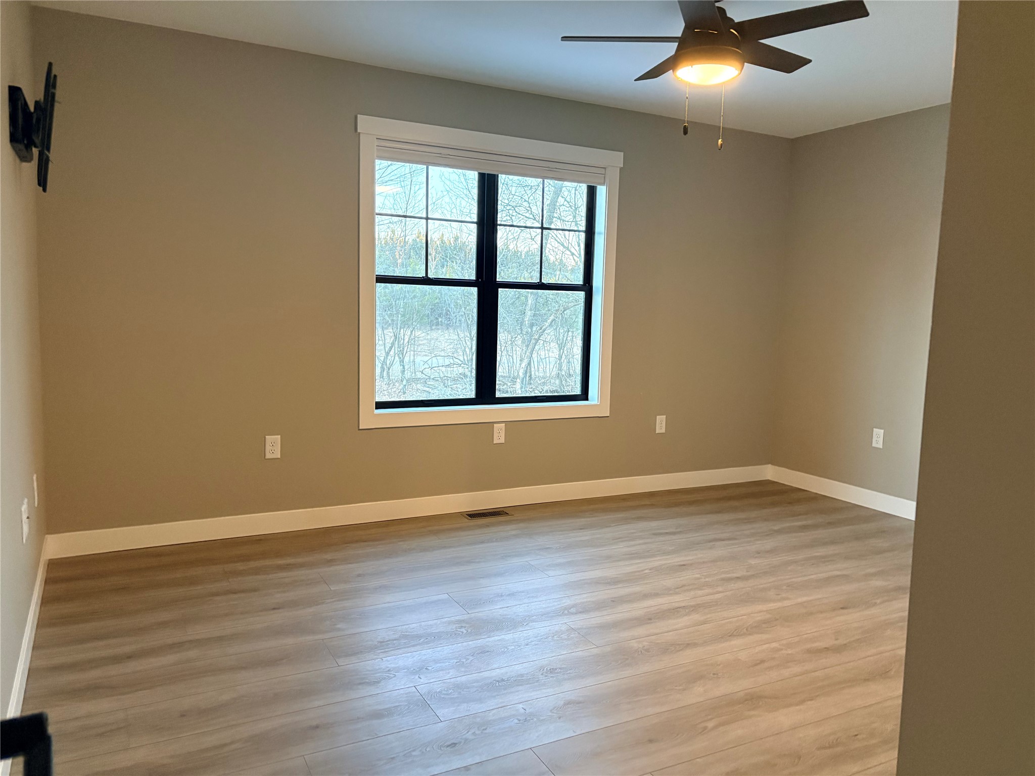 9217 24th Avenue S Eau Claire WI 54703 1599047 image27
