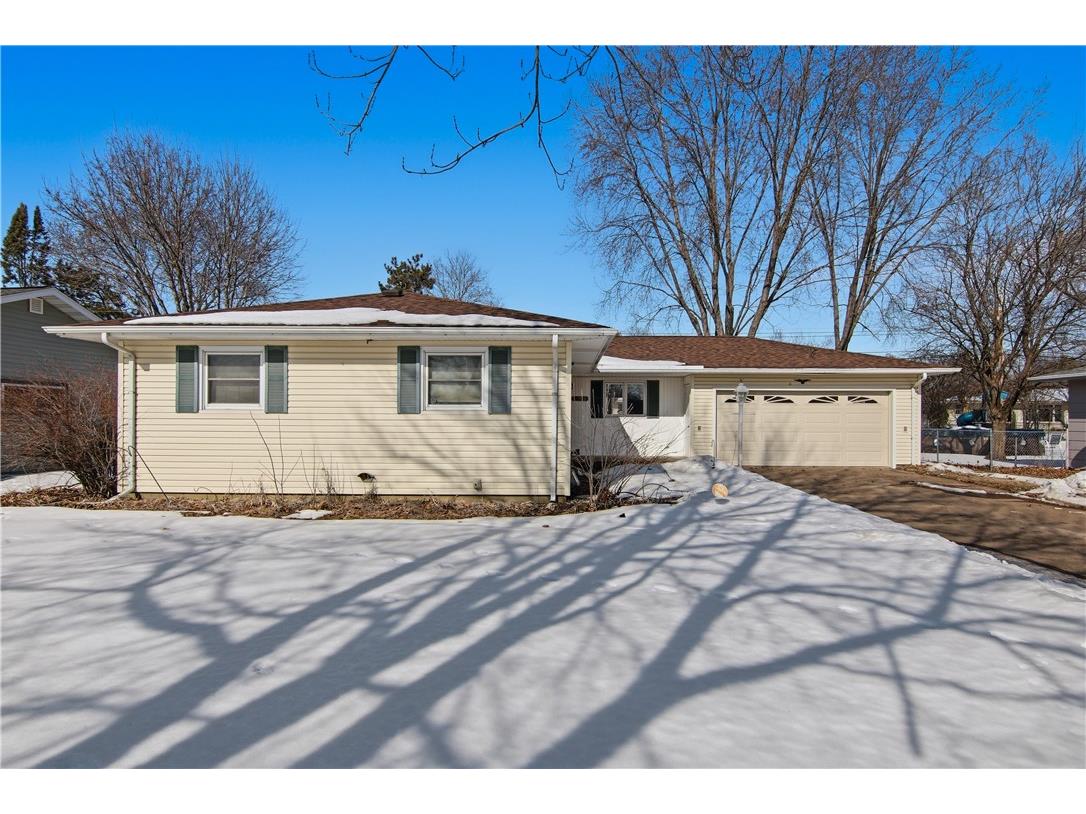 922 E Fillmore Avenue Eau Claire WI 54701 1598357 image1