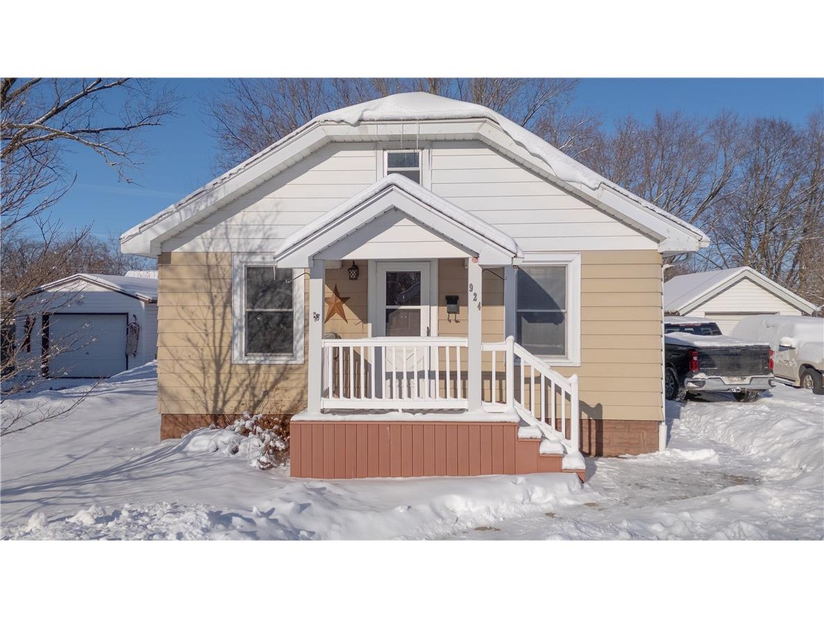 924 James Street Eau Claire WI 54703 1597688 image1
