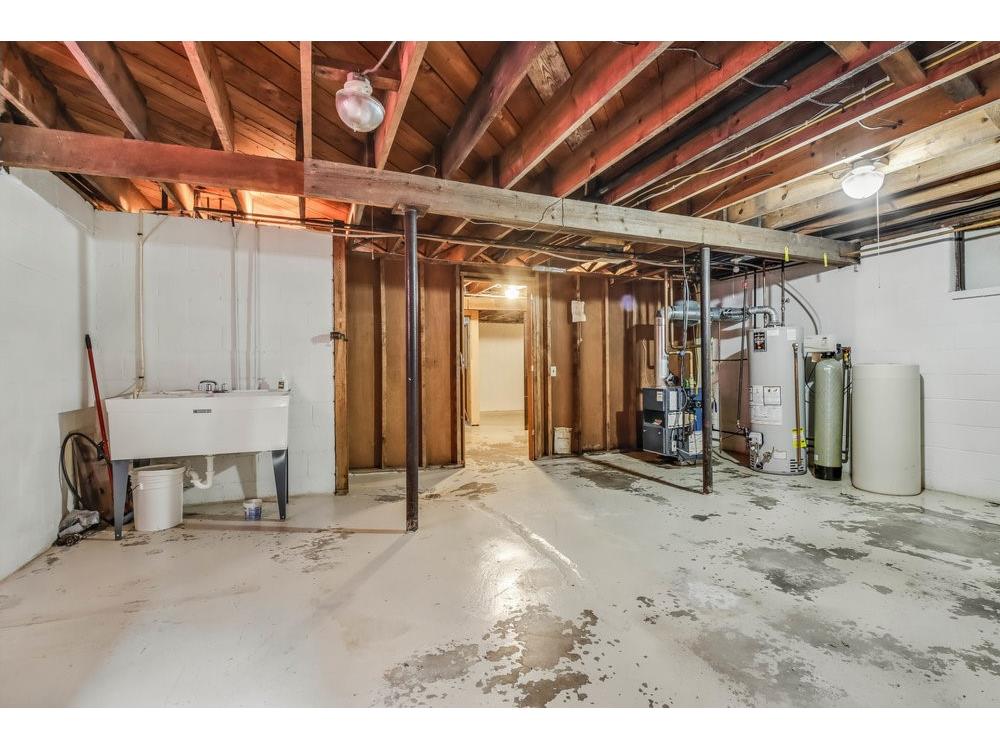 924 Superior Street Spooner WI 54801 1593557 image34