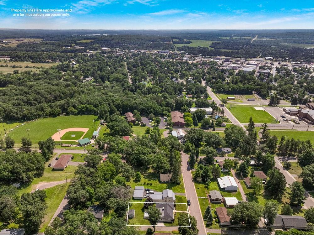 924 Superior Street Spooner WI 54801 1593557 image6